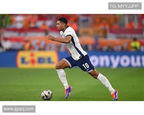 裘德·贝林厄姆：从天赋少年到世界足坛新星的崛起之路